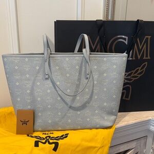 MCM Misty Gray Visetos Aren Shopper Zipper Tote NWT Dustbag, Cards, Shopping Bag